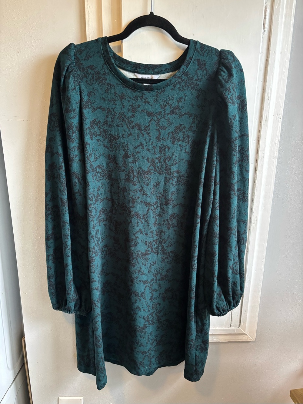 Nine West Teal Green Patterned Long-Sleeve Shift Dress